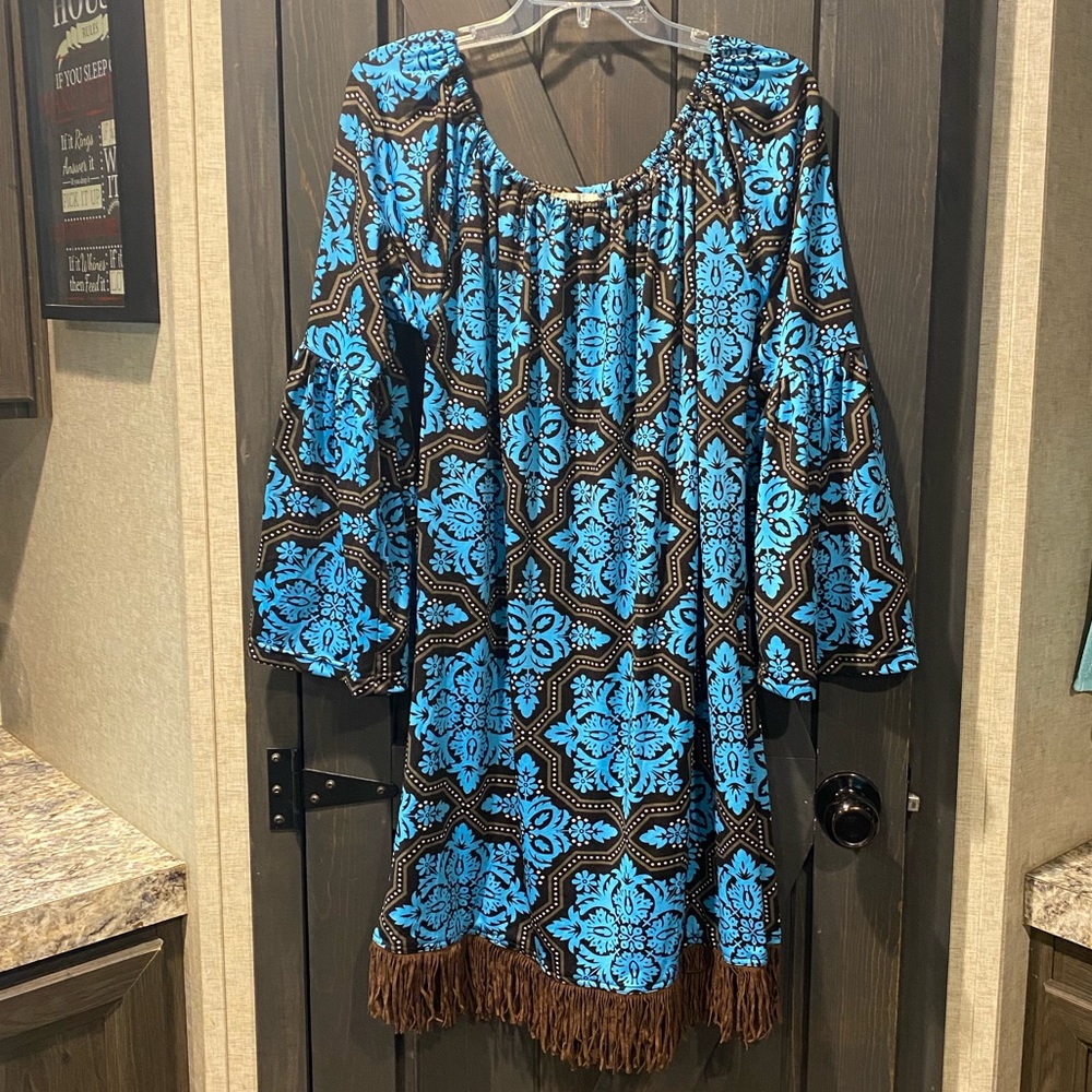 Lady’s World Dress